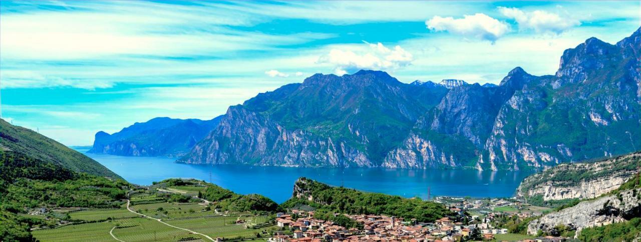 Casa San Tome Guest House Torbole Sul Garda Ngoại thất bức ảnh